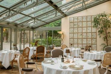 Hostellerie de l’Abbaye de la Celle - Hôtel 5 étoiles Var - Véranda