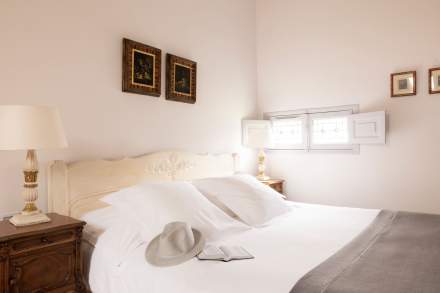 Hostellerie de l’Abbaye de la Celle - Hôtel 5 étoiles Var - Chambre Appoline