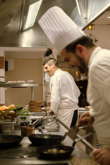 Hostellerie de l’Abbaye de la Celle - Hôtel 5 étoiles Var - Service
