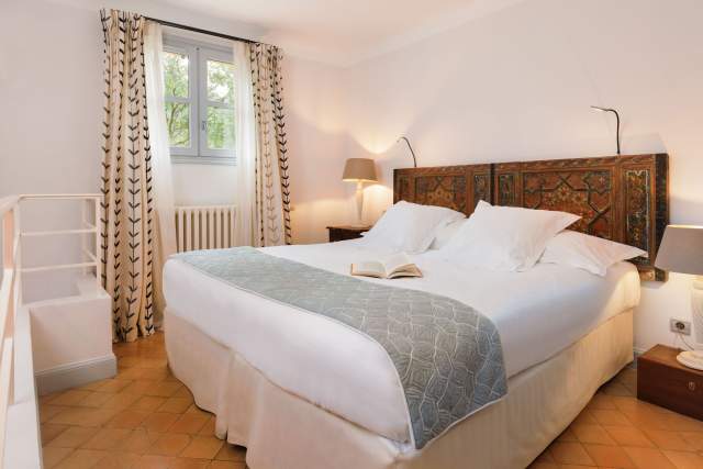 Hostellerie de l’Abbaye de la Celle - 5-star Hotel Provence - Perpétue Suite