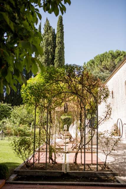 Hostellerie de l’Abbaye de la Celle - 5-star Hotel Provence - Rose garden